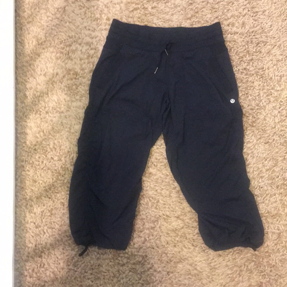 Lululemon studio pant crop 6